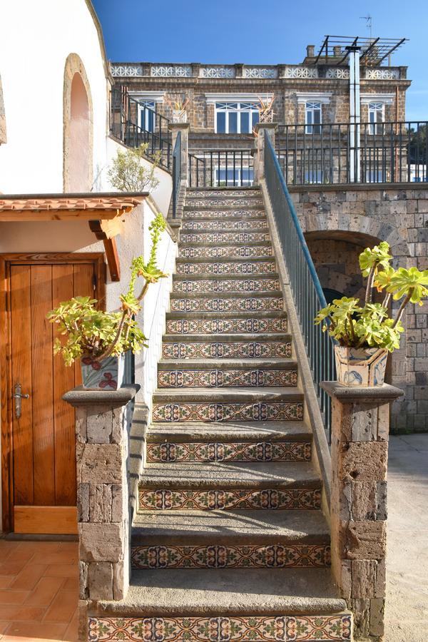 Bed and Breakfast Casa Lucia Сорренто Экстерьер фото